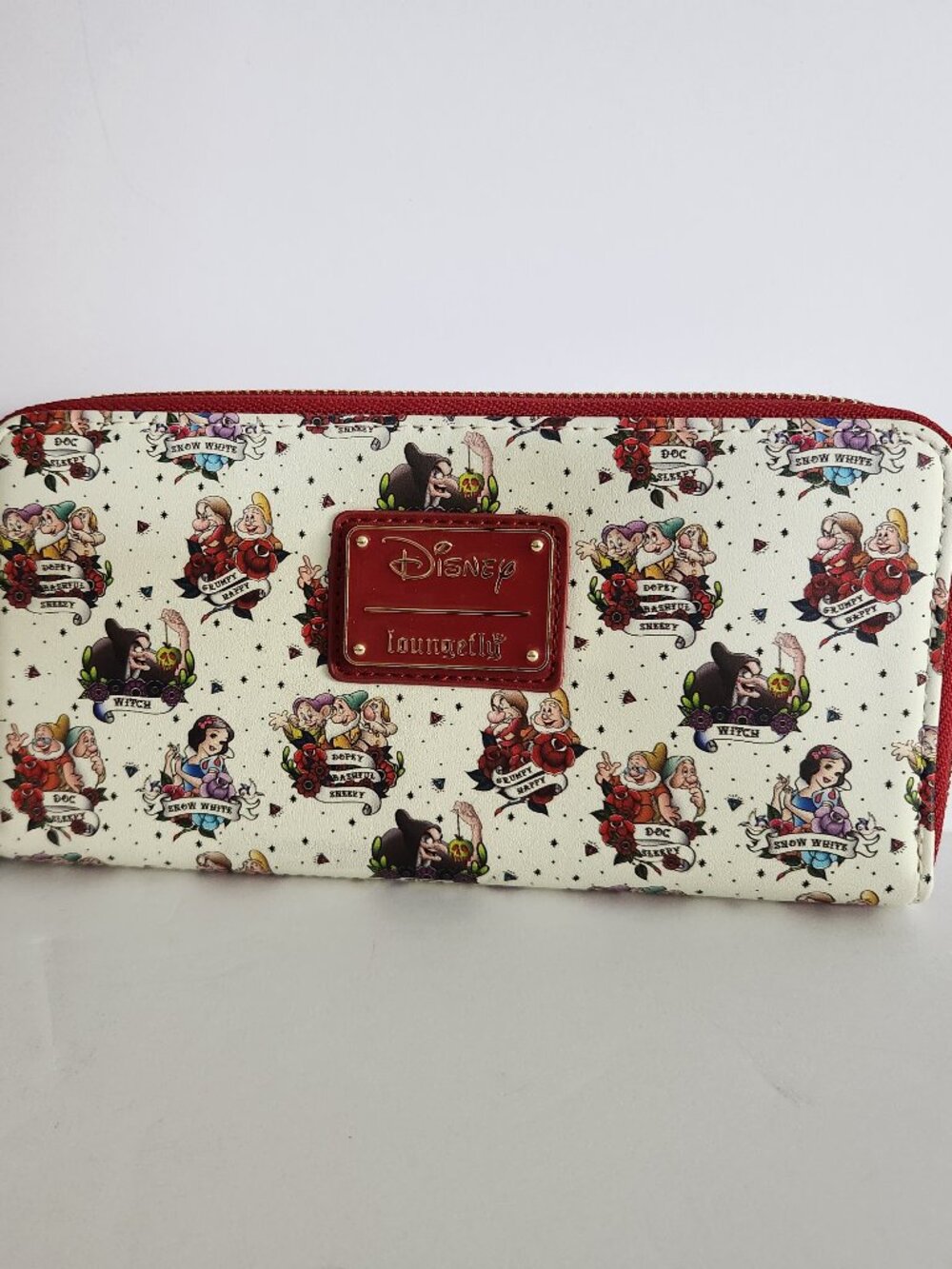 Loungefly Disney Snow White Tattoo Wallet Dwarves Pattern Zip Around New